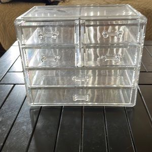 Acrylic organizer